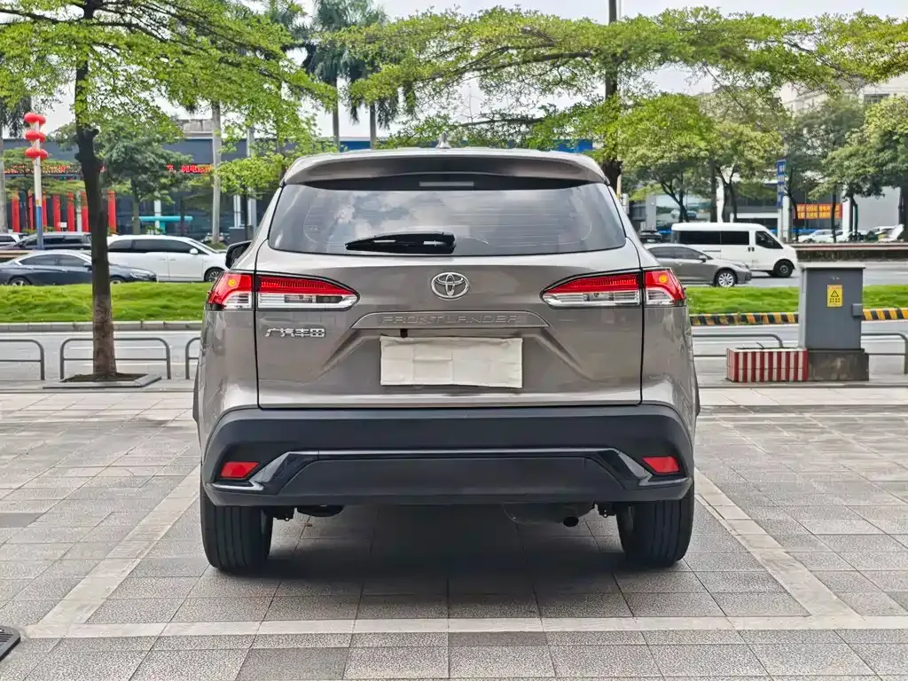 Toyota Frontlander — фото 8