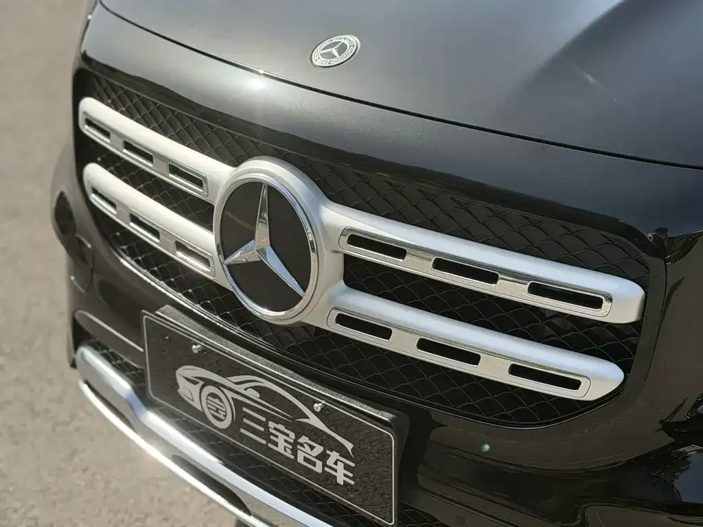 Mercedes-Benz GLB — фото 10