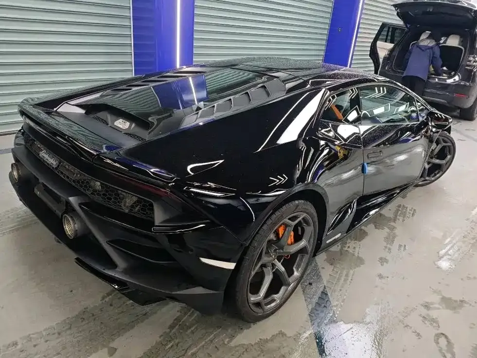 Lamborghini Huracan — фото 2