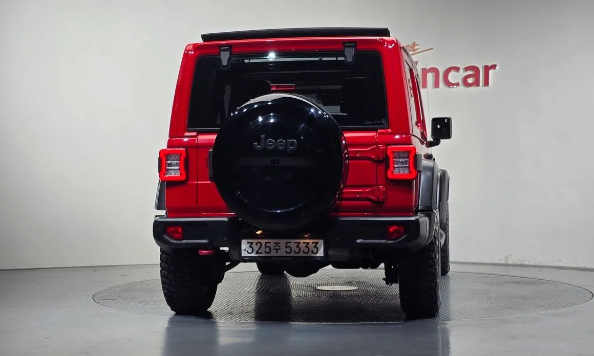 Jeep Wrangler — фото 6