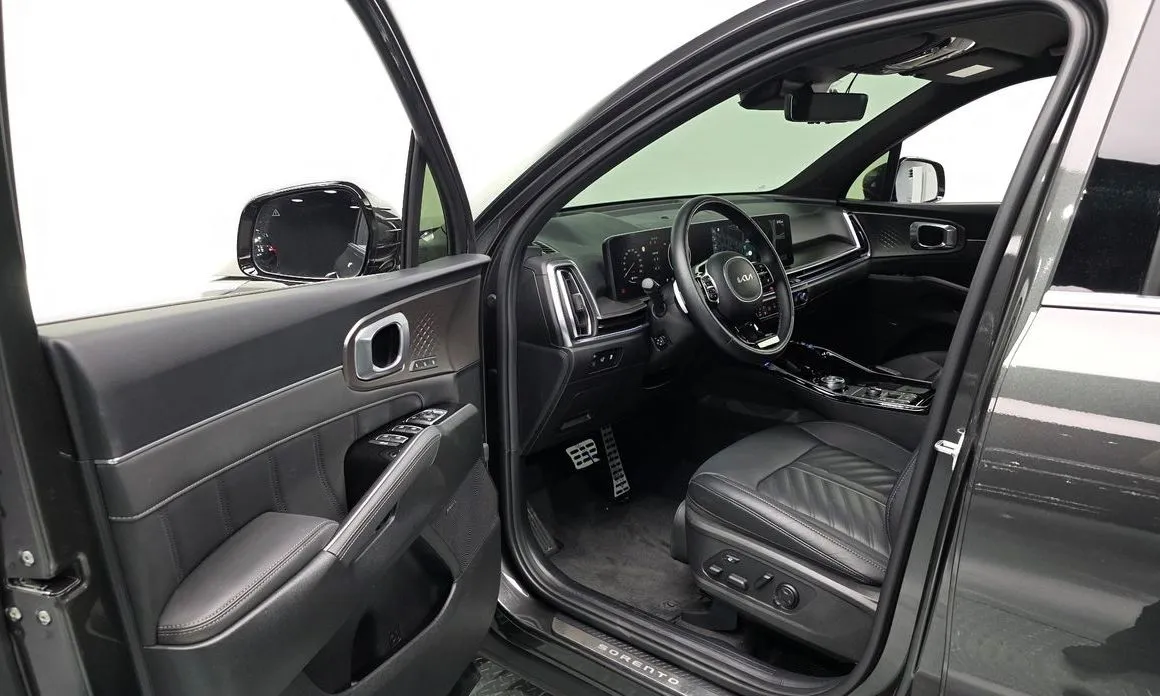 Kia Sorento — фото 10