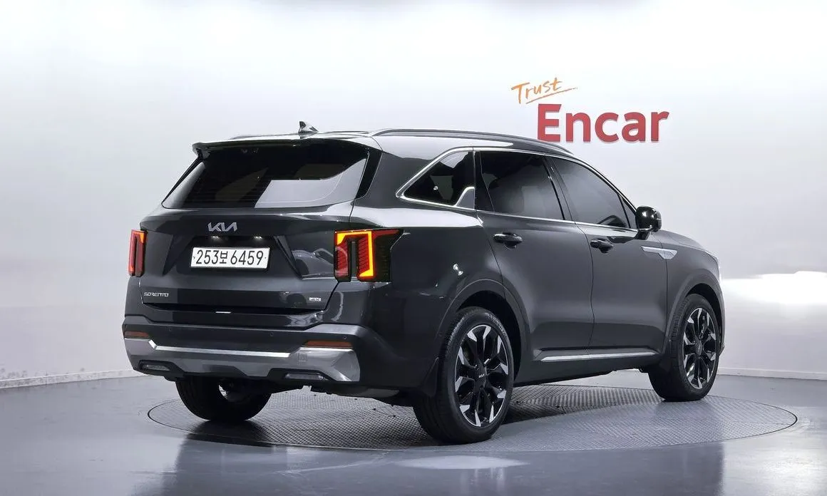Kia Sorento — фото 3