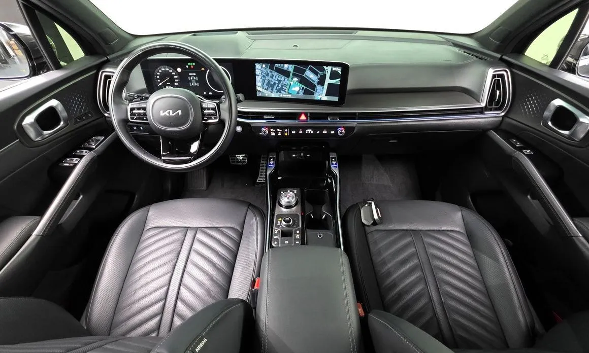 Kia Sorento — фото 8