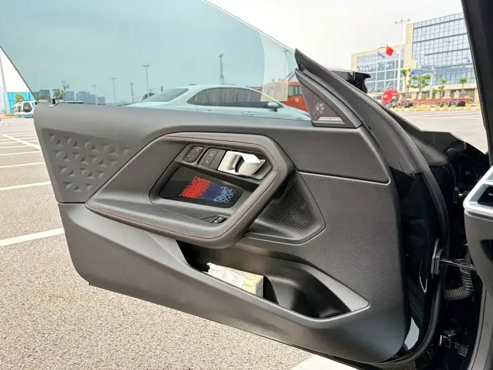 BMW M240i — фото 7