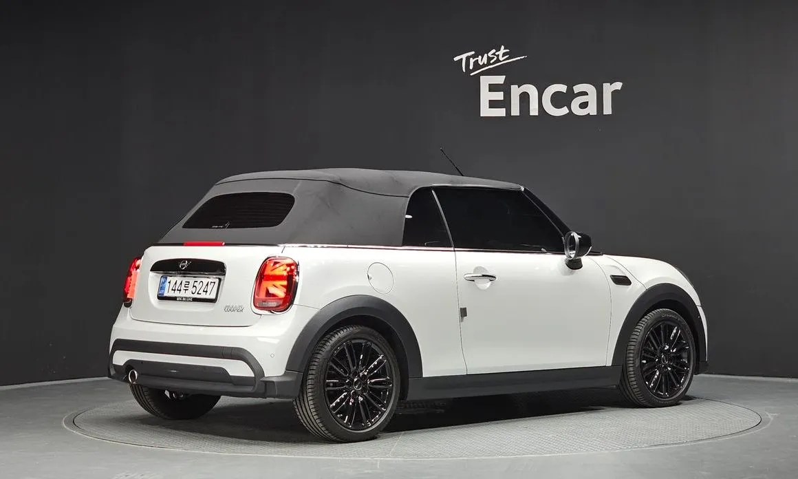 Mini Cooper Convertible — фото 10