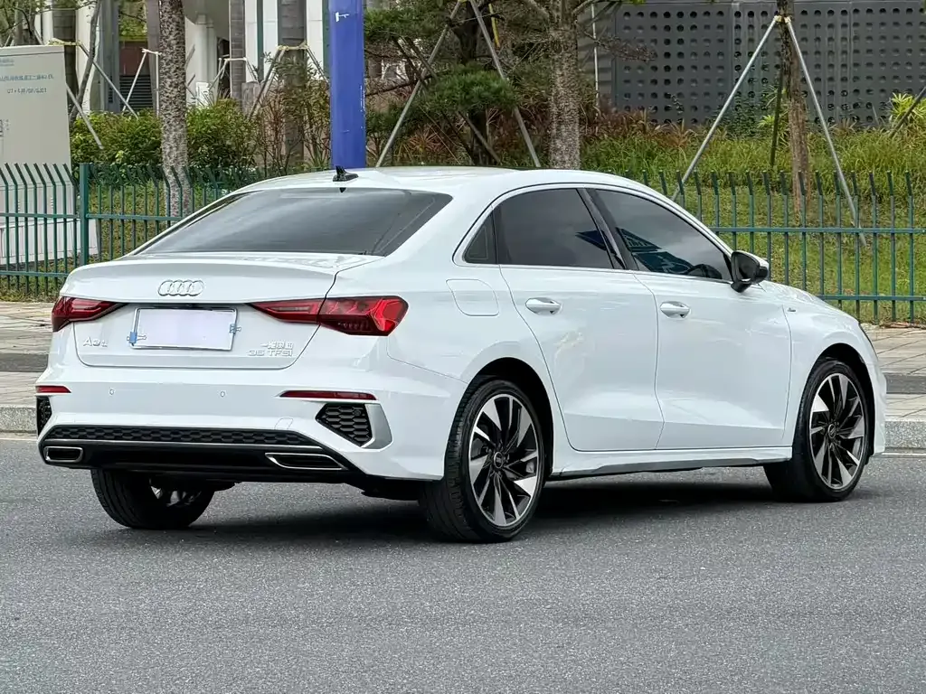 Audi A3 — фото 8