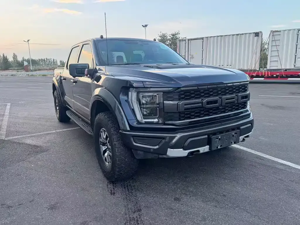 Ford F-150 Raptor — фото 9