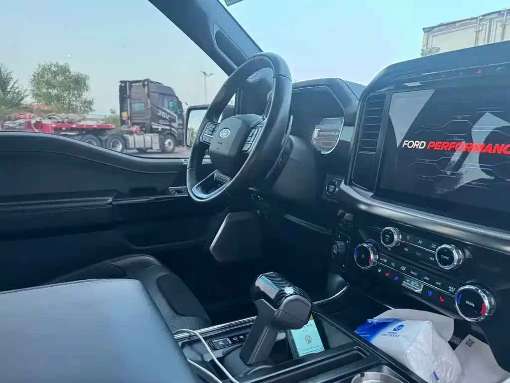 Ford F-150 Raptor — фото 8