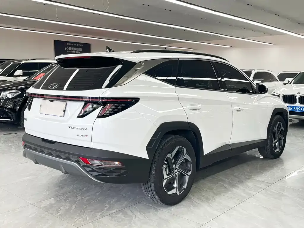 Hyundai Tucson — фото 8