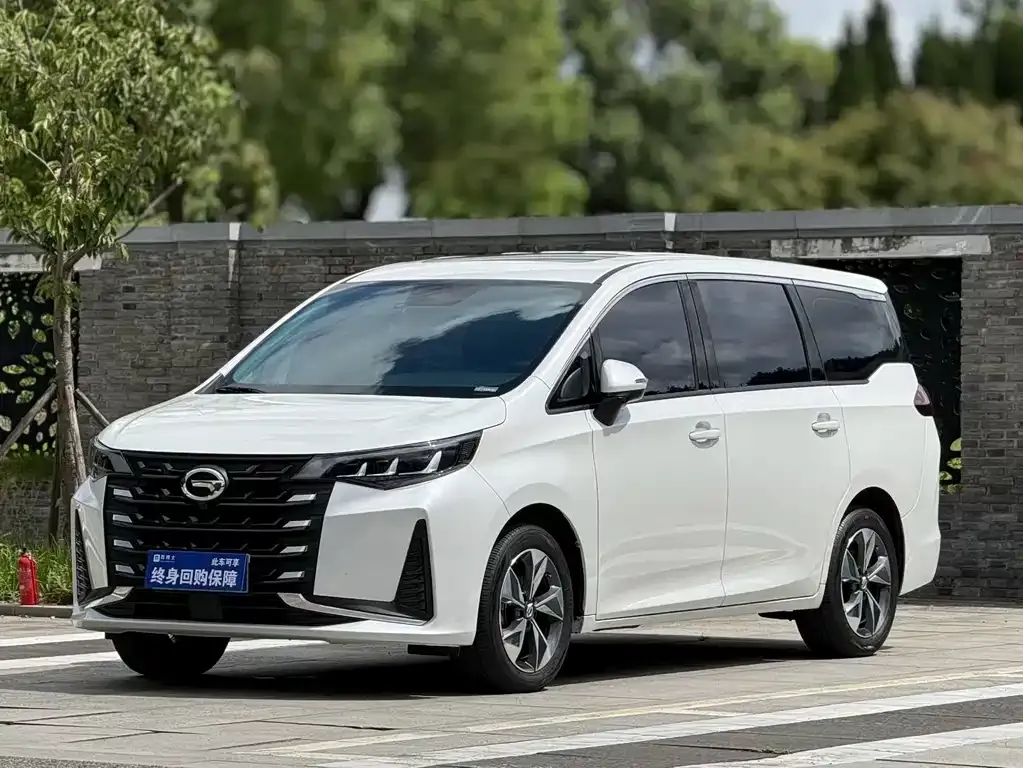 GAC Motor Trumpchi M6 — фото 1