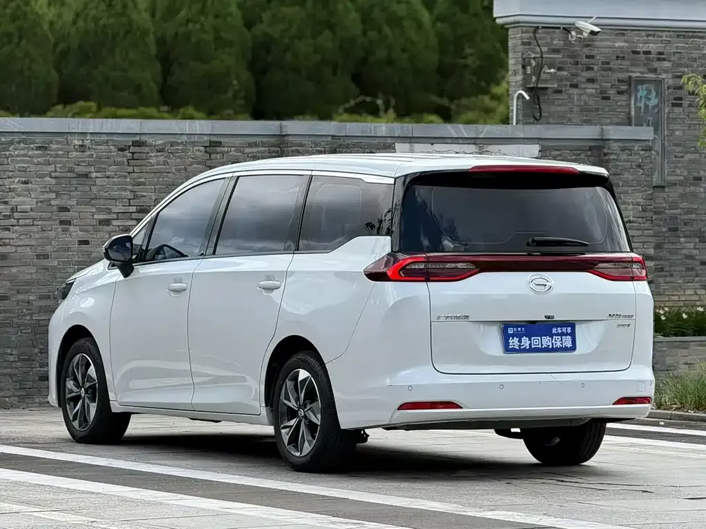 GAC Motor Trumpchi M6 — фото 3