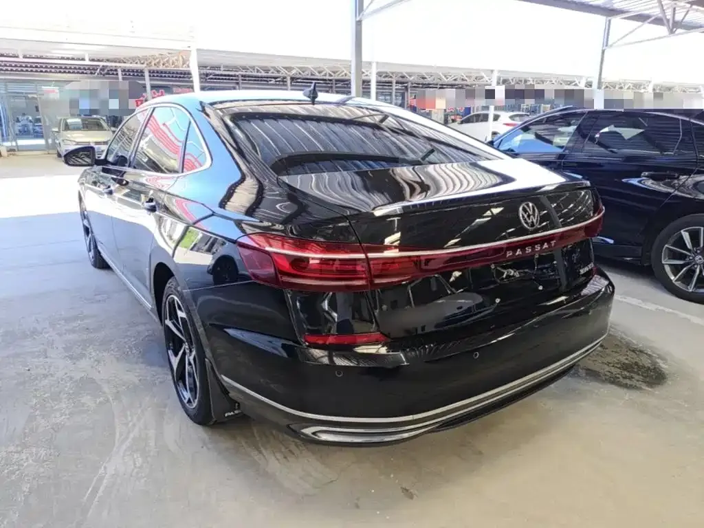 Volkswagen Passat — фото 9