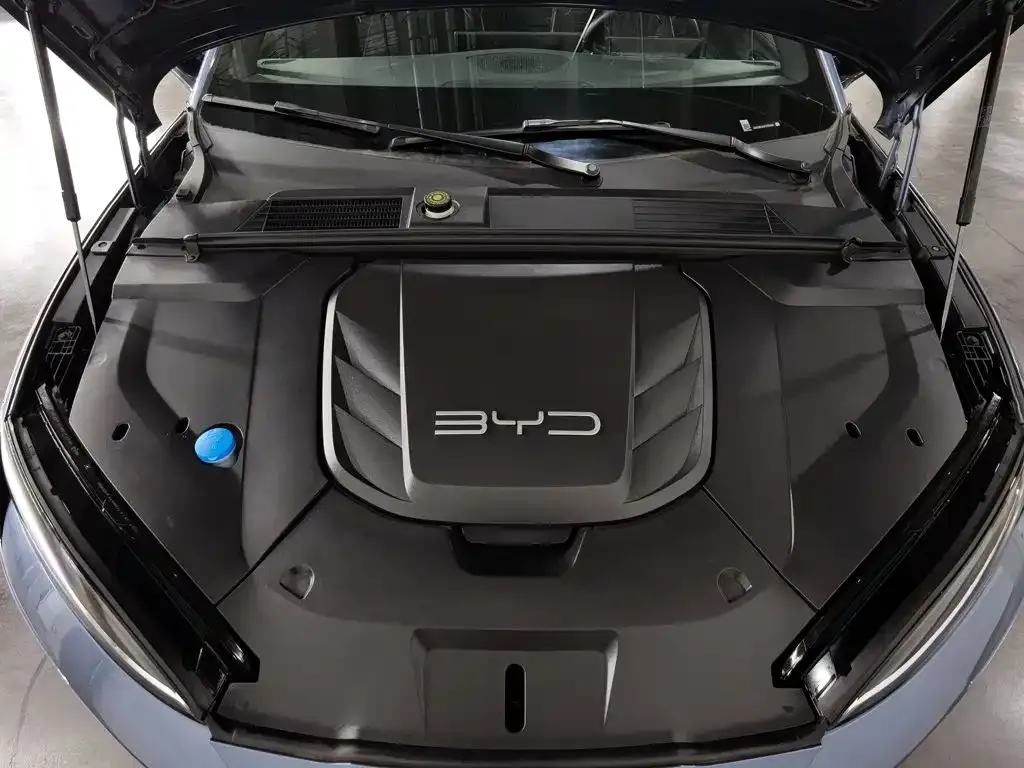 BYD Seal — фото 7