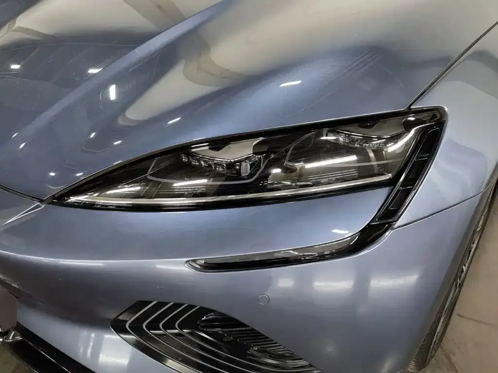 BYD Seal — фото 9