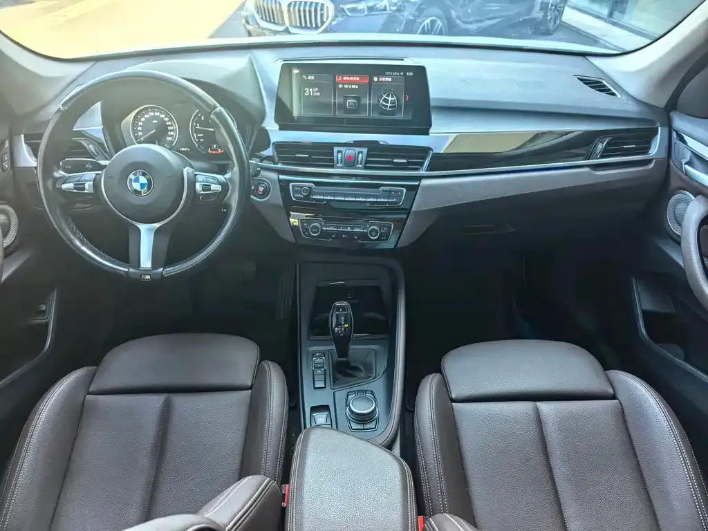 BMW X1 — фото 5