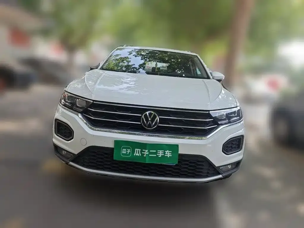 Volkswagen T-Roc — фото 2
