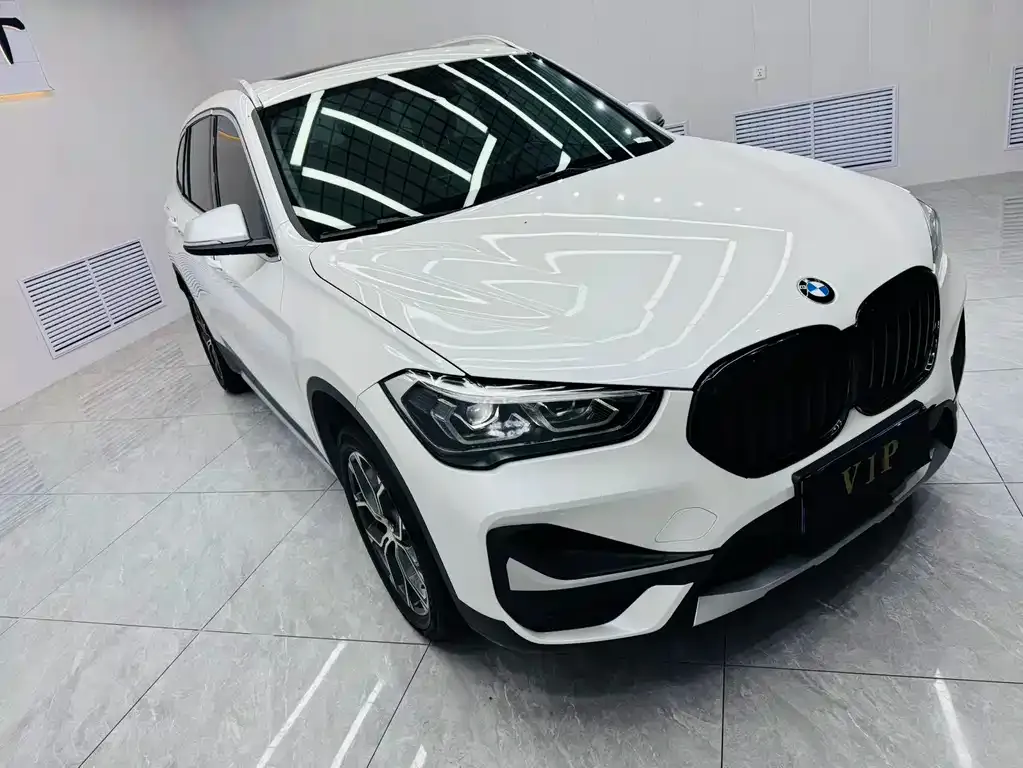 BMW X1 — фото 4
