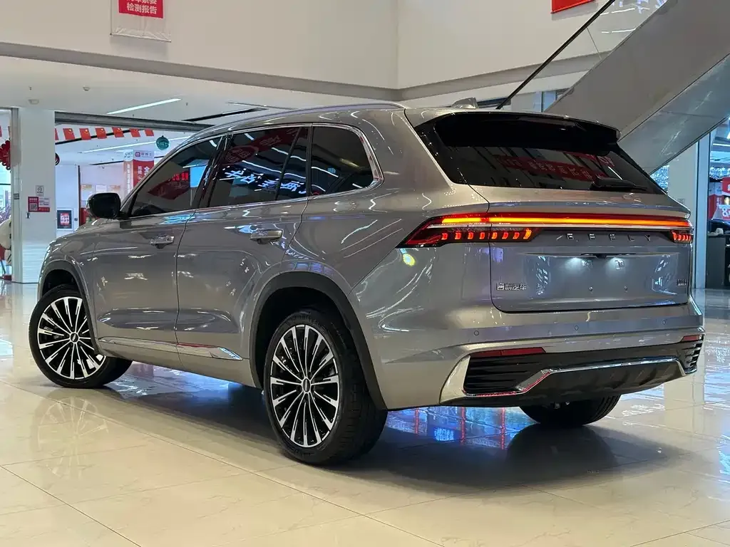 Geely Xingyue L — фото 3