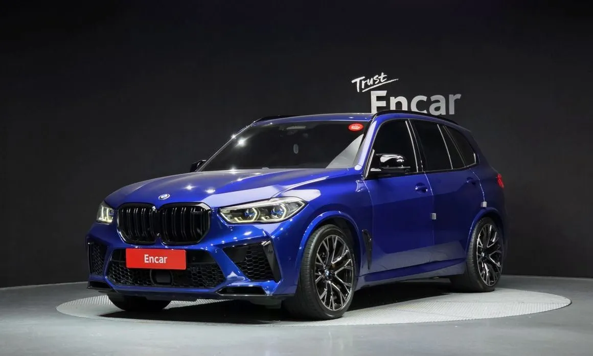 BMW X5M — фото 1