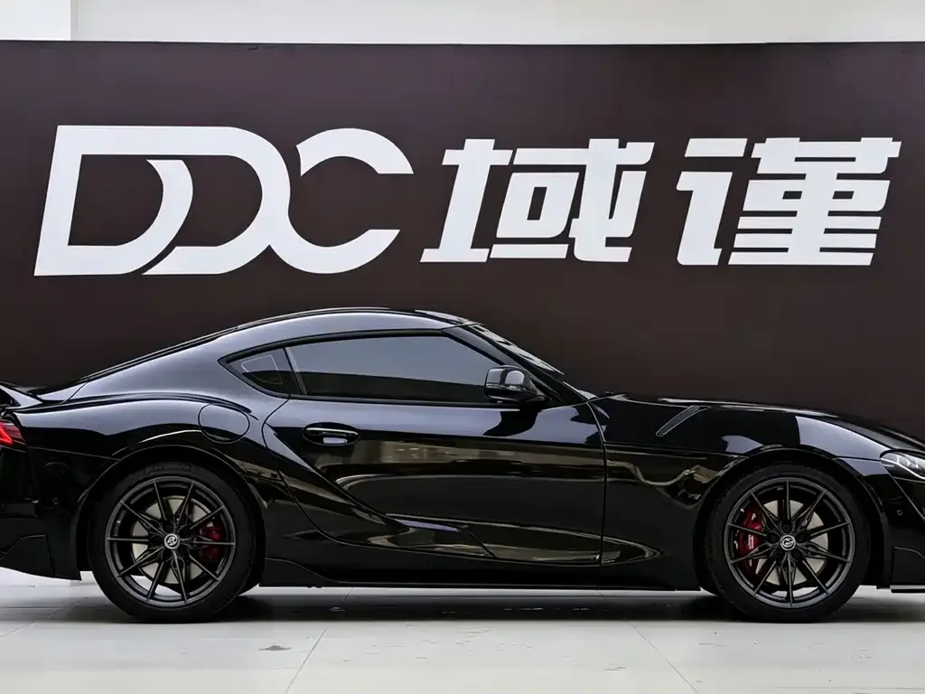 Toyota Supra — фото 2