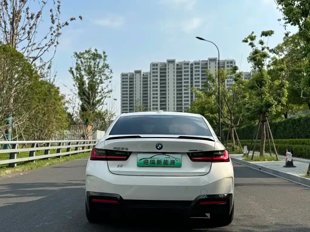 BMW i3 — фото 2