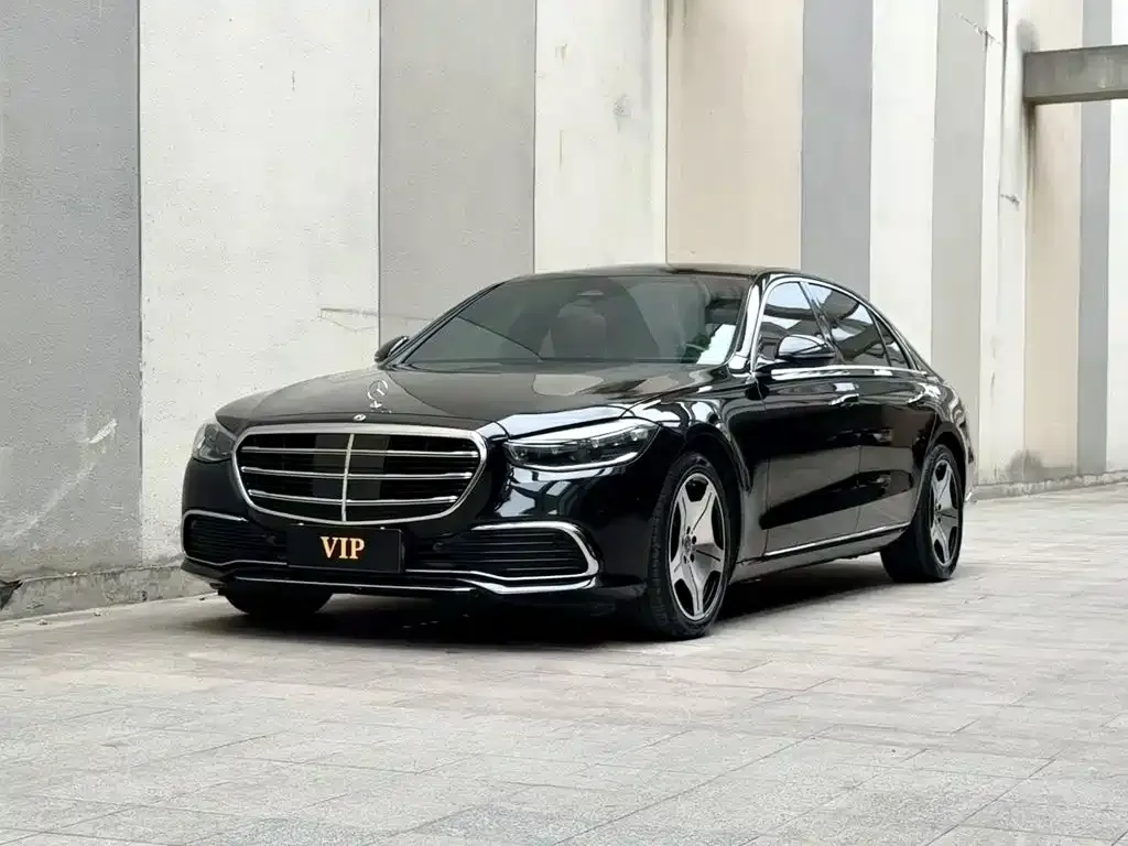Mercedes-Benz S-Class — фото 1