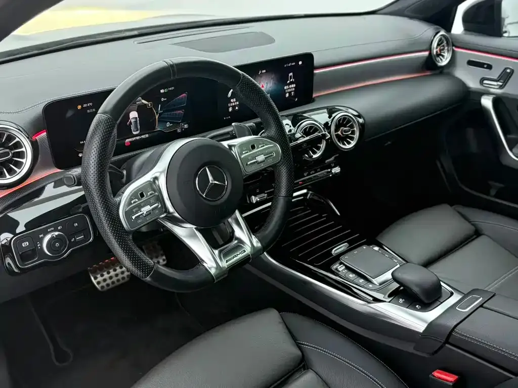 Mercedes-Benz A-Class AMG — фото 8