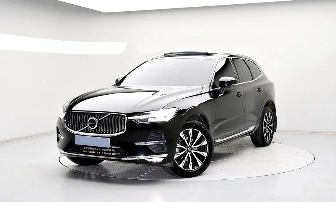 Volvo XC60 — фото 1