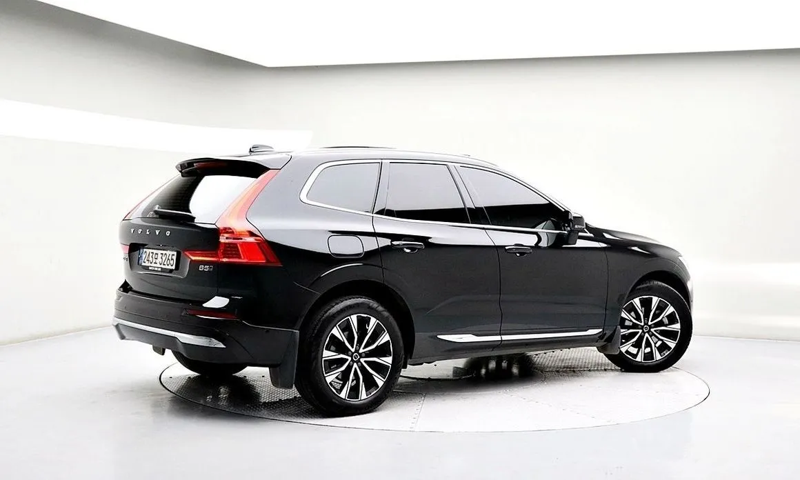 Volvo XC60 — фото 2