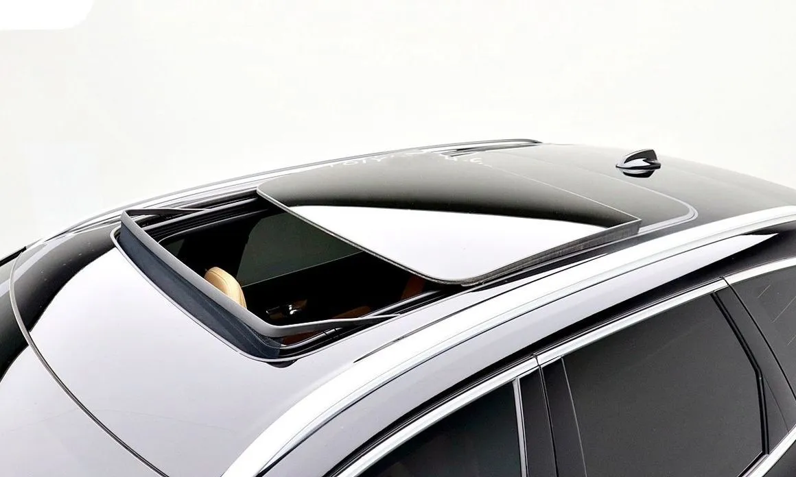 Volvo XC60 — фото 9