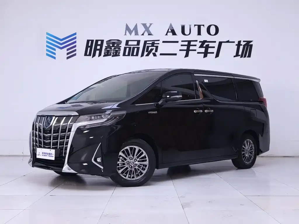 Toyota Alphard — фото 5
