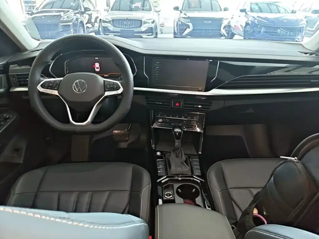 Volkswagen Passat — фото 4