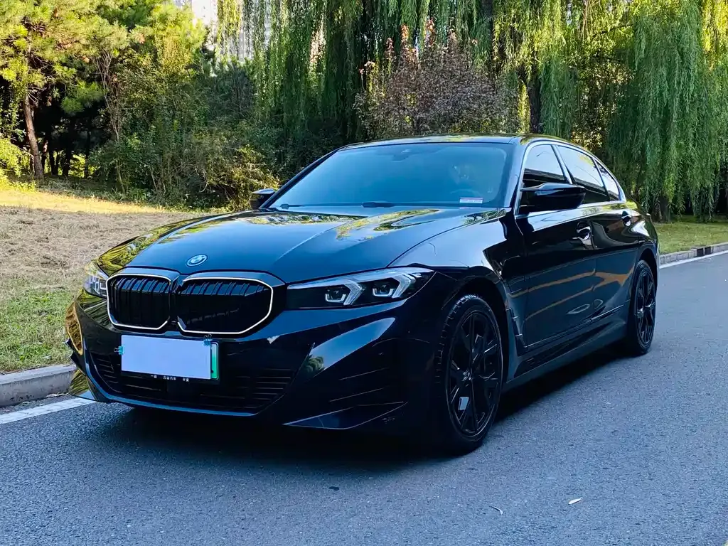 BMW i3 — фото 1