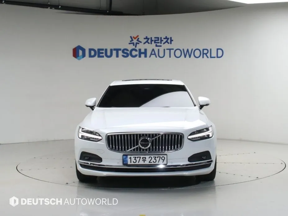 Volvo S90 — фото 4