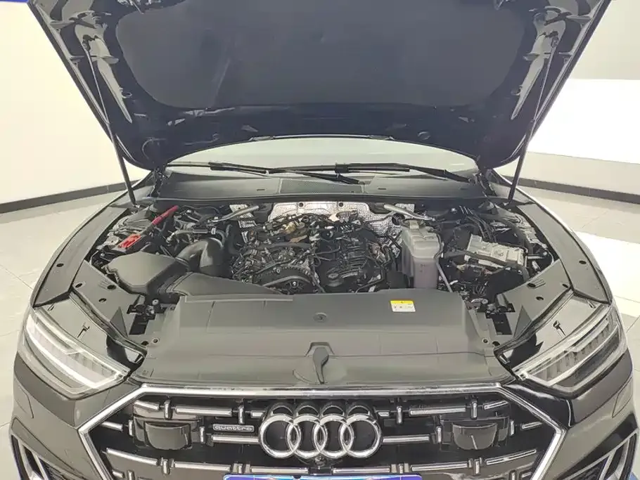 Audi A7L — фото 7