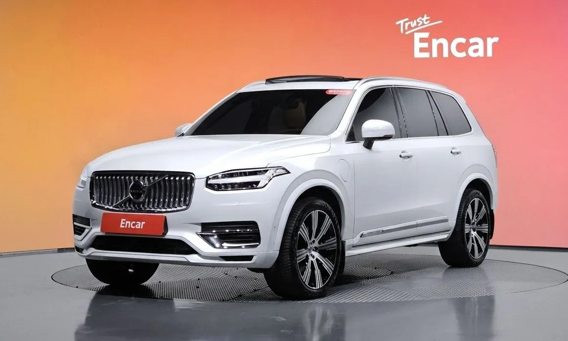 Volvo XC90 — фото 1