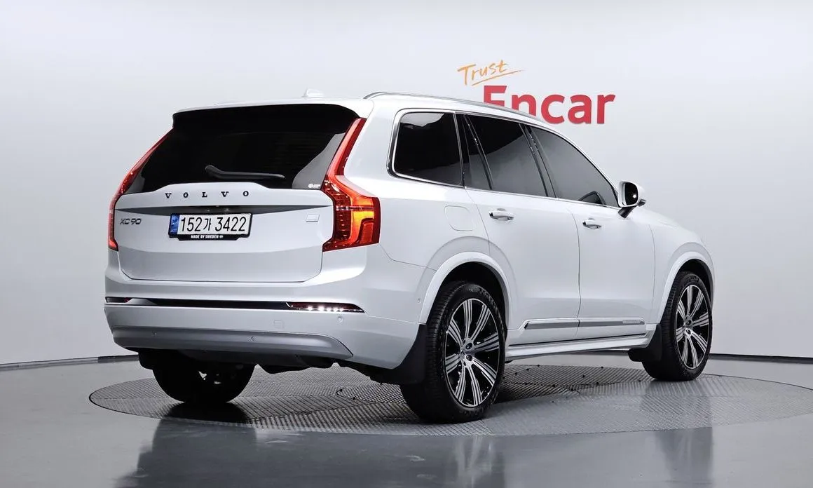 Volvo XC90 — фото 5