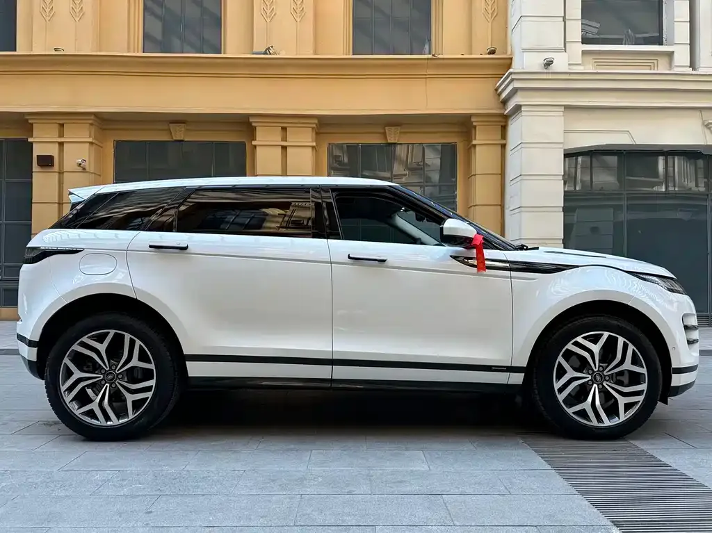 Land Rover Evoque — фото 8