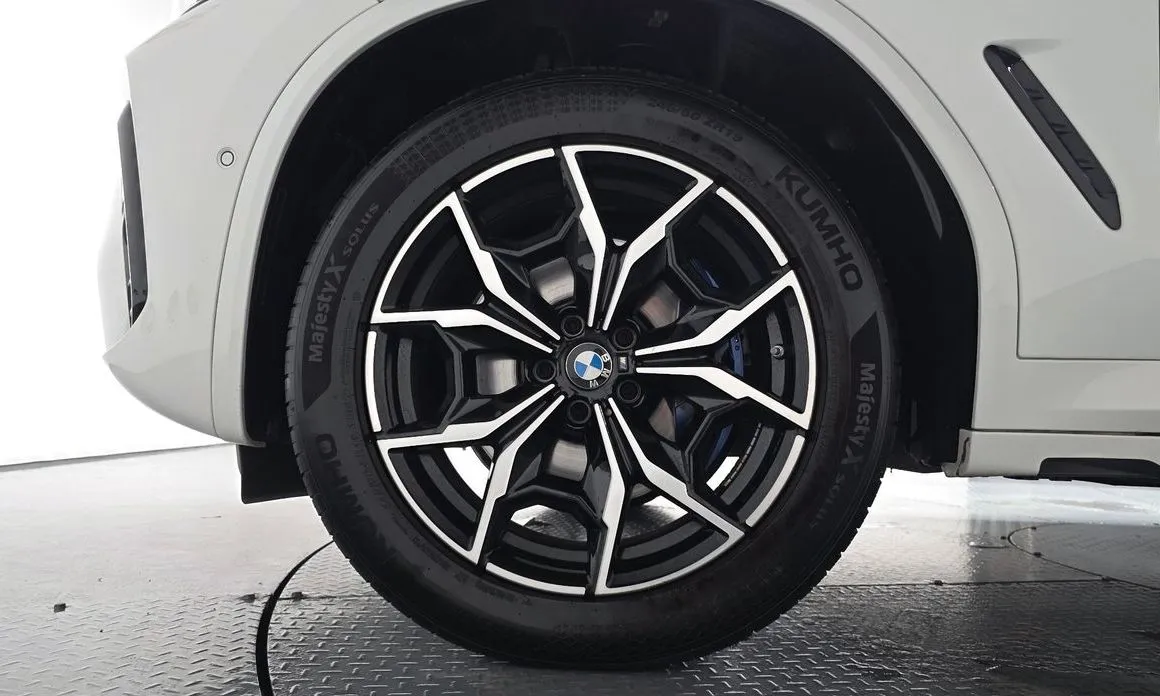 BMW X4 — фото 10
