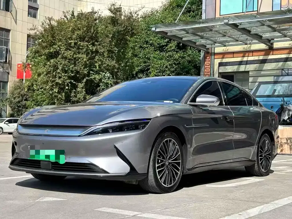 BYD Han — фото 1