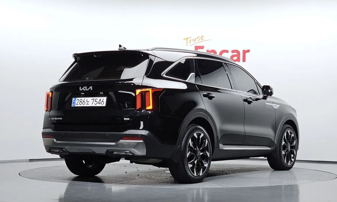 Kia Sorento — фото 6