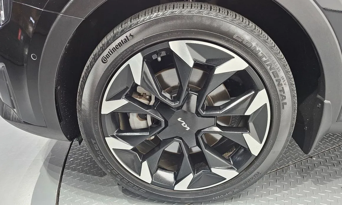 Kia Sorento — фото 7