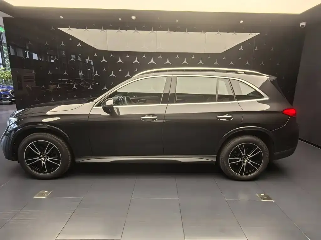 Mercedes-Benz GLC — фото 10