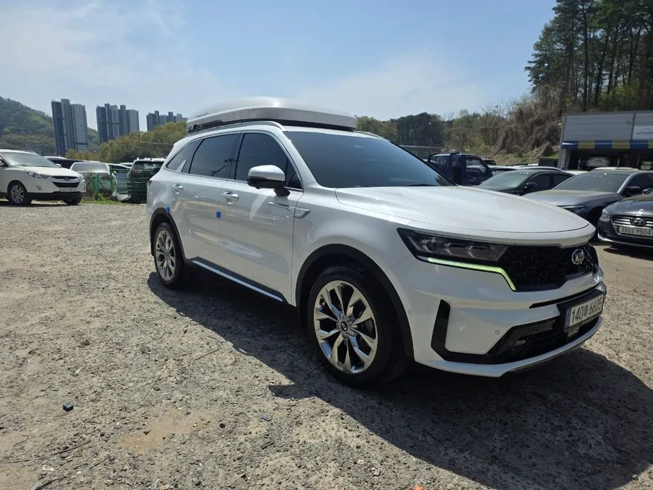 Kia Sorento — фото 10