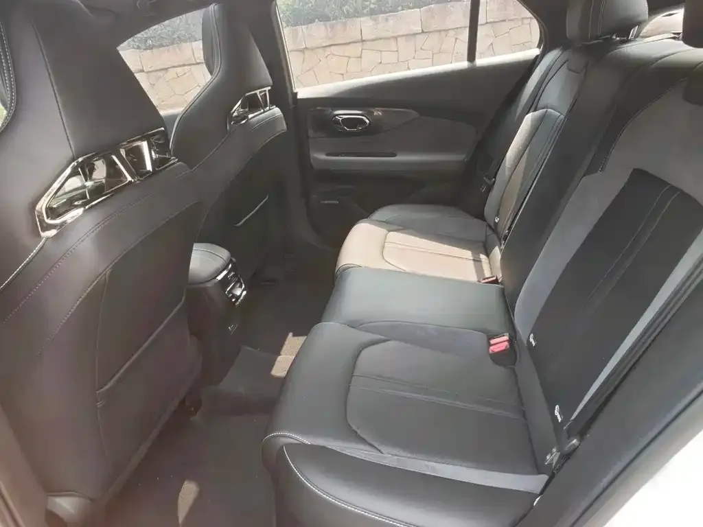 GAC Motor Shadow Leopard — фото 9