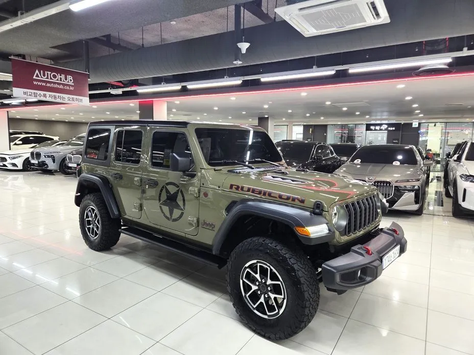 Jeep Wrangler — фото 1