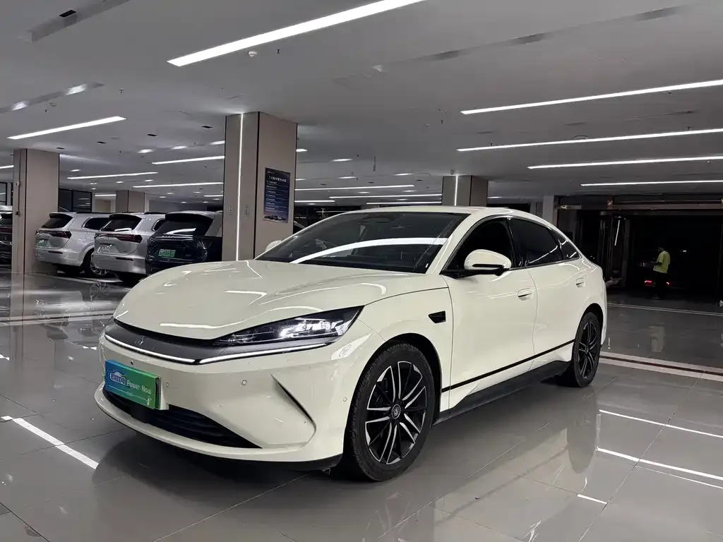 BYD Qin L — фото 1