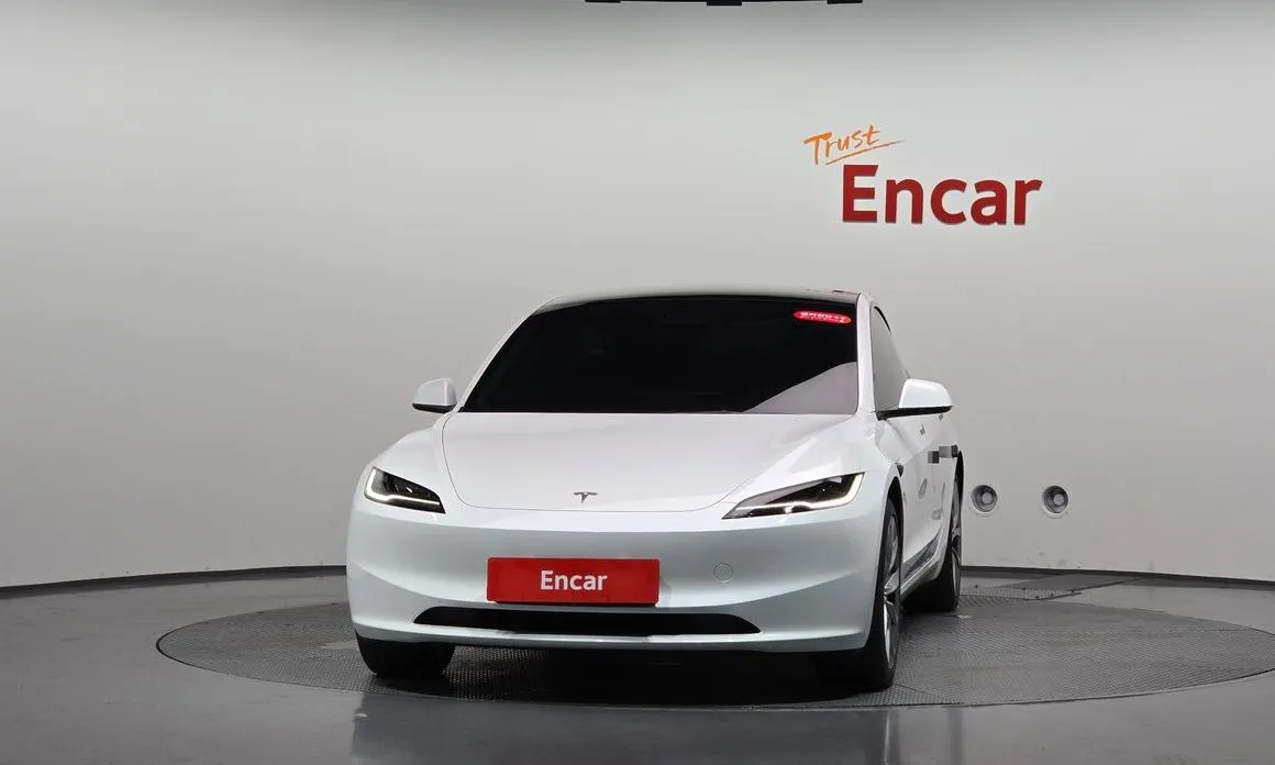 Tesla Model 3 — фото 2