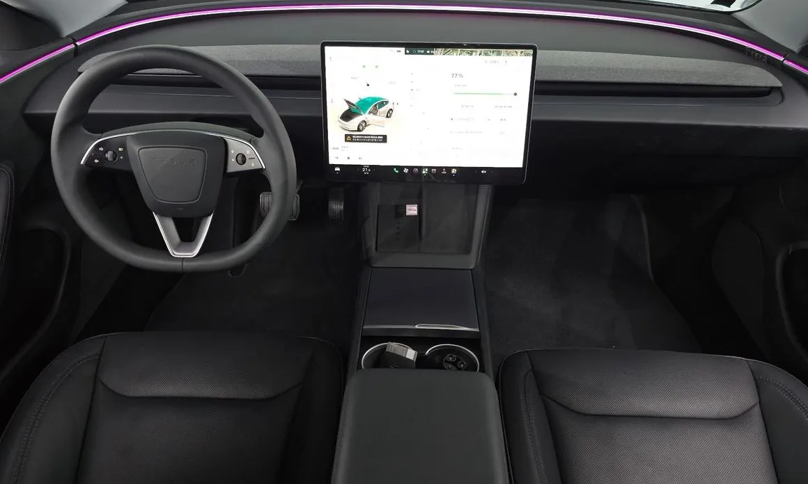 Tesla Model 3 — фото 8