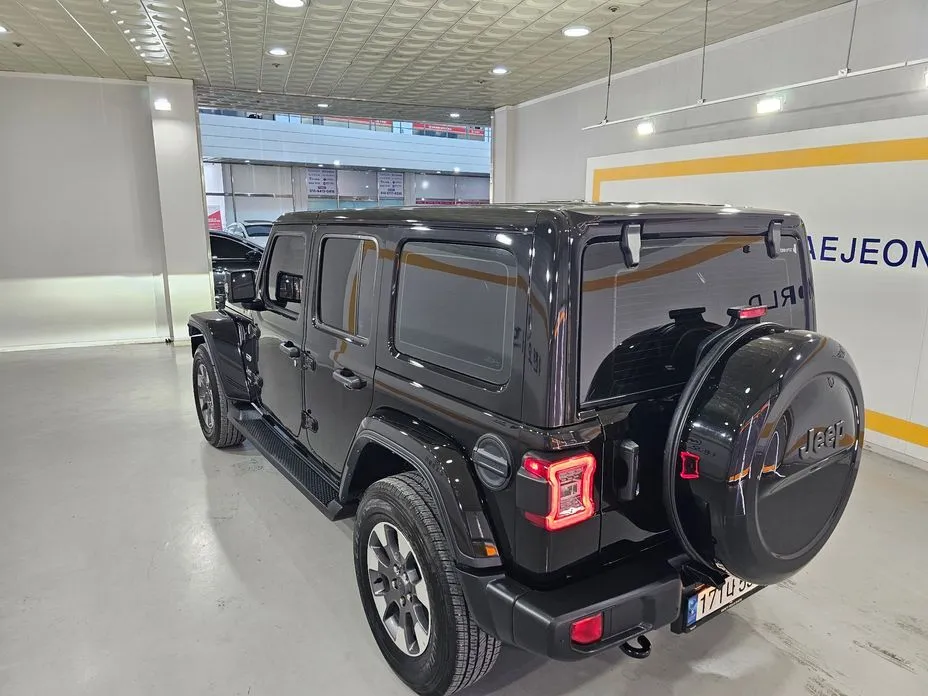 Jeep Wrangler — фото 3